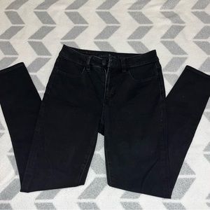 American Eagle the dream Jean size 6, regular length